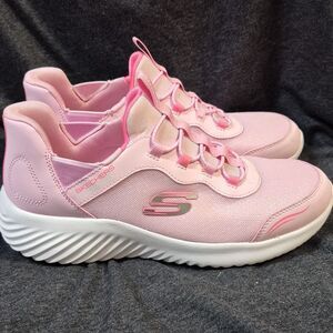 Skechers Size 5 Slip Ins Pink And White Sneakers